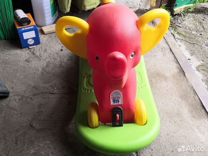 Детская качалка лошадь