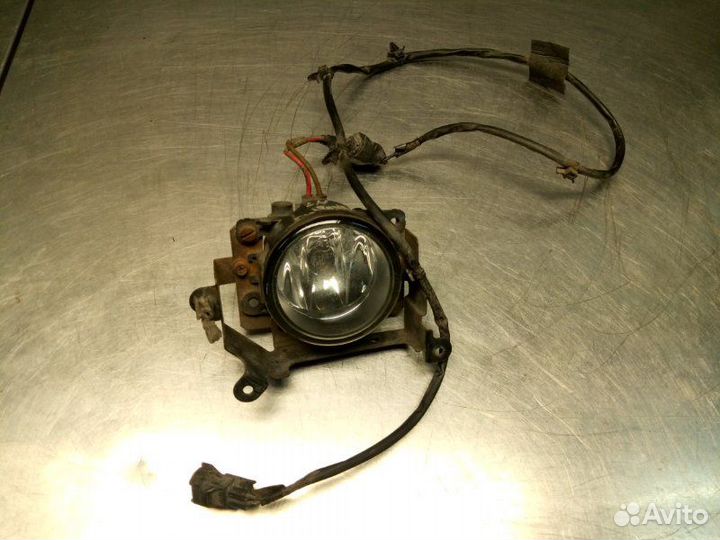 Фара противотуманная передняя левая Mitsubishi