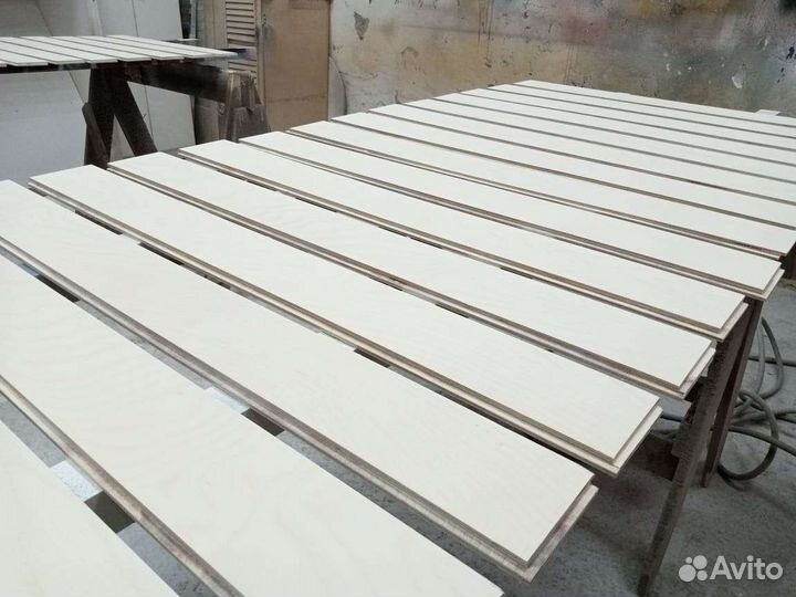 Производство Настенные панели из массива