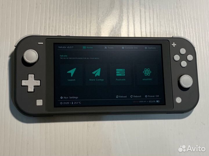 Nintendo Switch lite прошитая новая 64+32гб