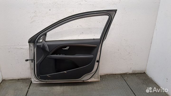 Дверь боковая правая передняя Volvo XC70, 2016