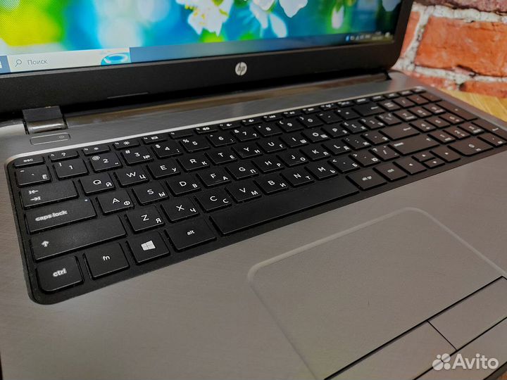 Ноутбук HP с Windows 10 и SSD - обмен