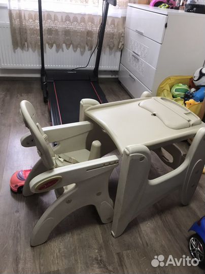 Стульчик для кормления jetem