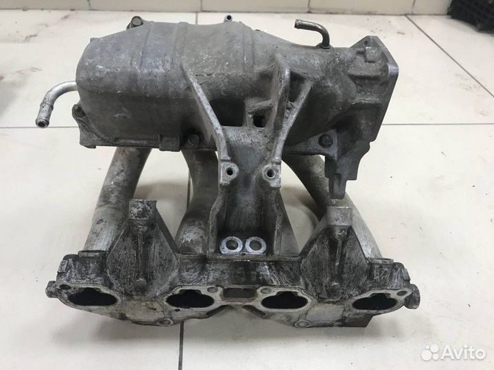 Коллектор впускной Nissan Primera