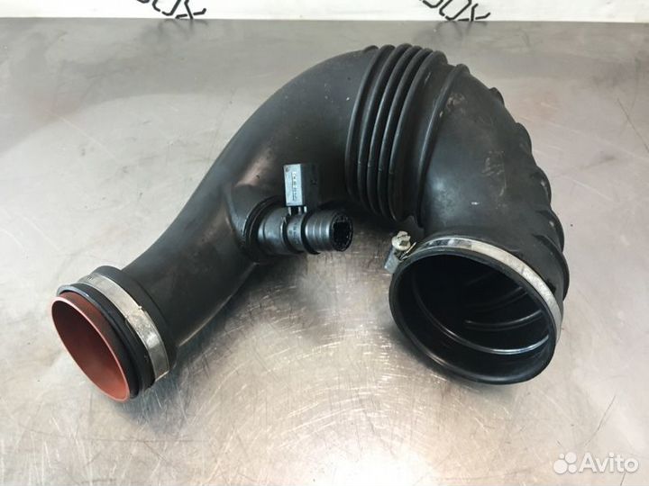 Патрубок воздушного фильтра Mercedes C-Class W203