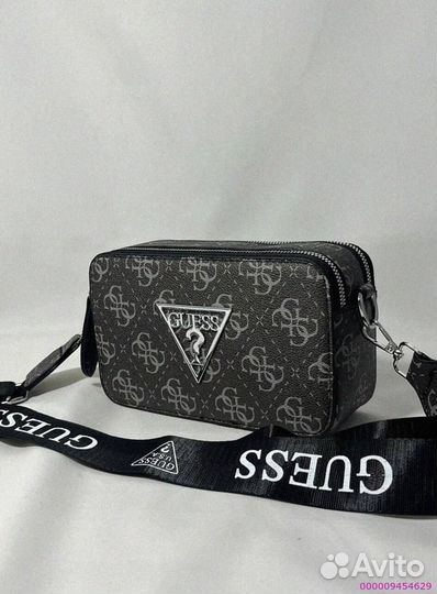 Женская сумка Guess: элегантность на каждом шагу