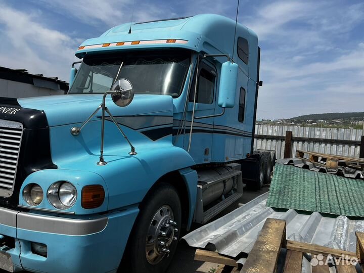 Freightliner Century Class, 2001