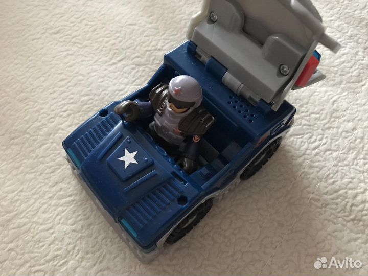 Машинка со зуком и светом