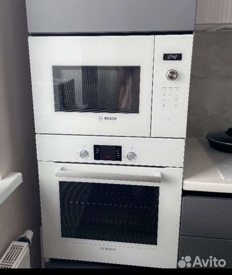Встраиваемая микроволновая печь Bosch. Новая