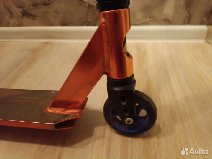 Трюковой самокат