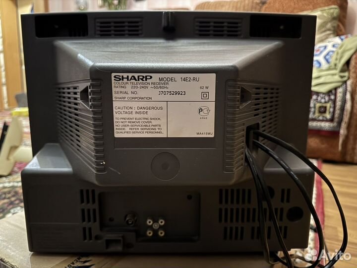 Цветной телевизор sharp