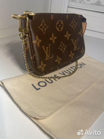 Сумка louis vuitton Mini Pochette Accessoires