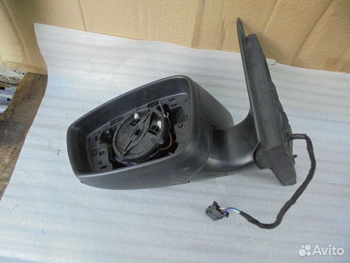 Зеркало левое без повторителя Skoda Rapid 1