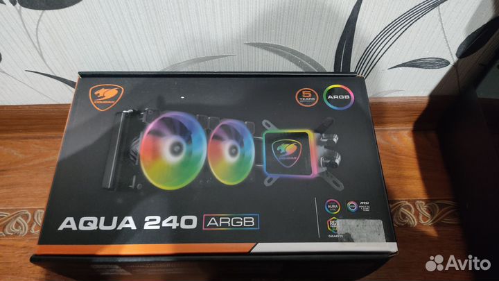 Cougar Aqua 240 Argb