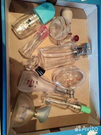 Стеклянные флакончики от духов и туалетной воды