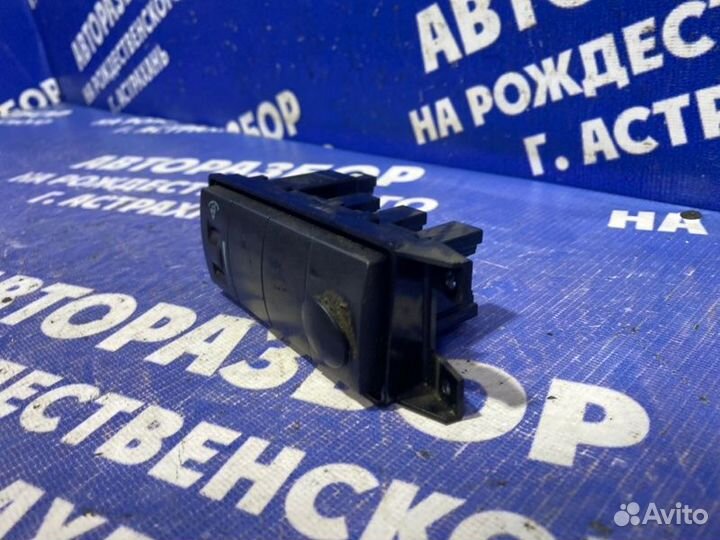 Кнопка освещения панели приборов Hyundai Elantra