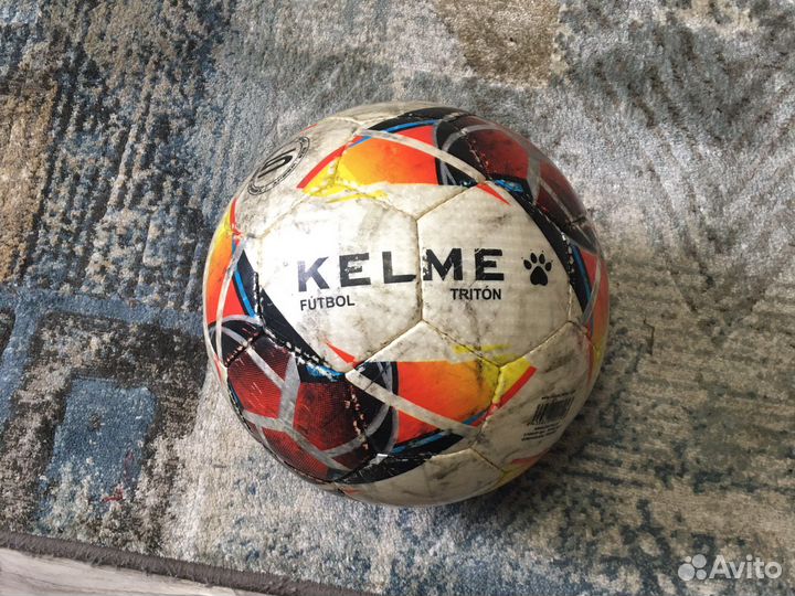 Футбольный мяч kelme
