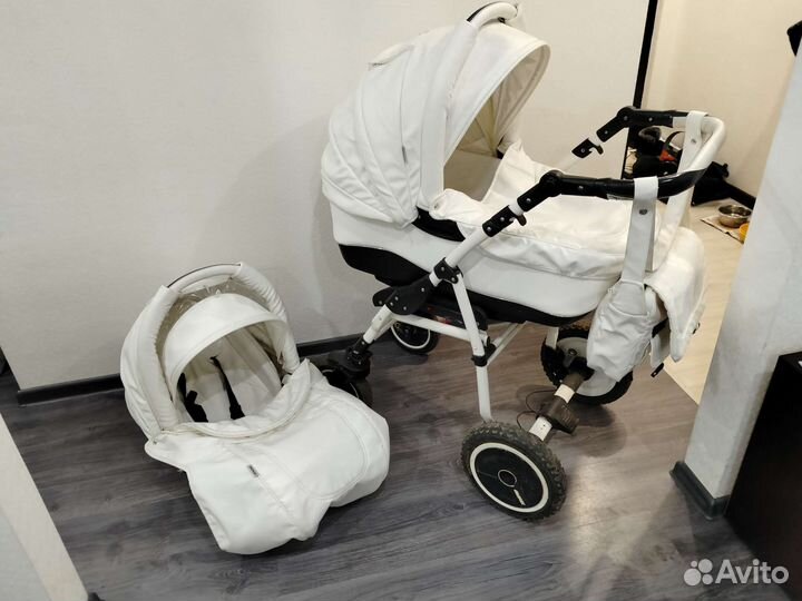 Коляска 2 в 1 adamex