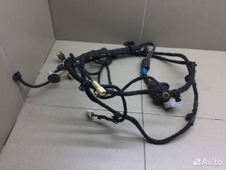 Проводка (коса) двери багажника задняя Chery Tiggo