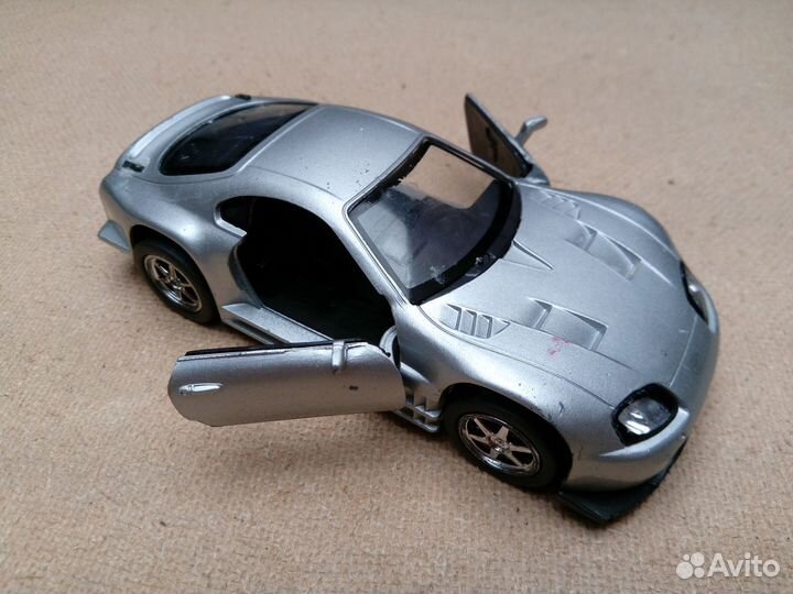 Набор машинок 1/32 Saico Toyota Supra