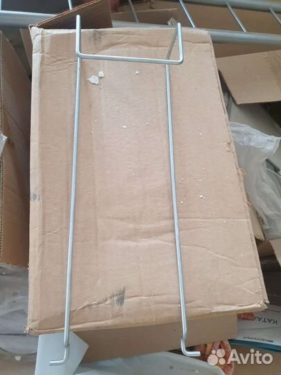 Крючки для перфорированной панели