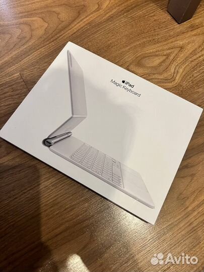 Коробка от Magic Keyboard
