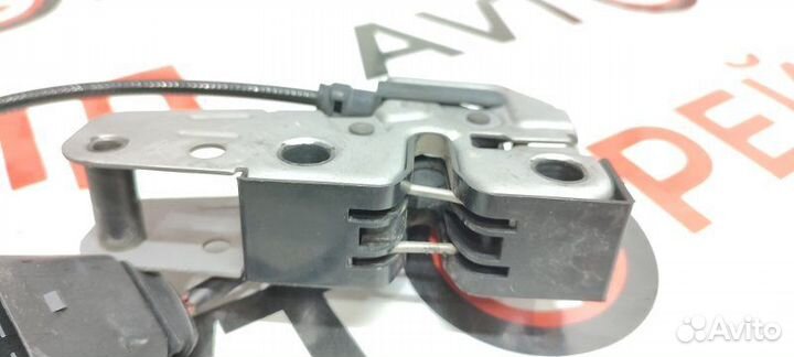 Замок капота Volkswagen Touareg 7LA AXQ 27.04.2006