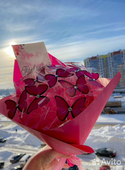 Букеты из бабочек и атласных лент