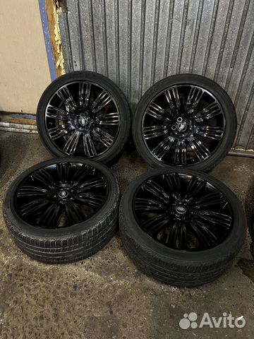 Комплект оригинальных колес Range Rover R22