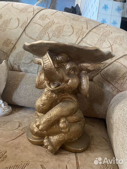 Статуэтка слоненок