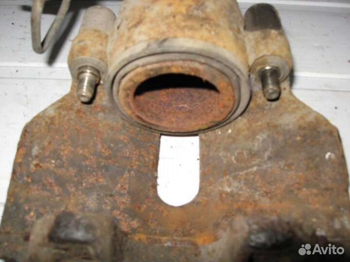 Суппорт передний правый Audi A6 C5 1997-2004