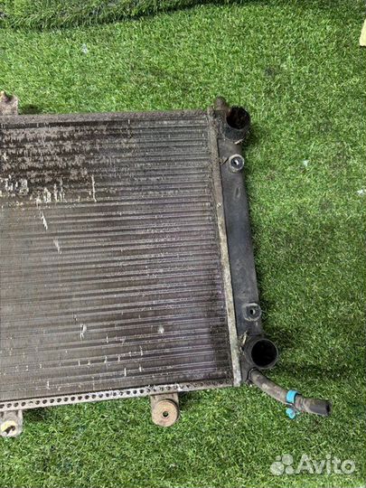 Радиатор охлаждения двигателя Лада Приора 21126