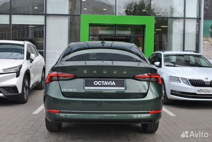 Skoda Octavia 1.4 AT, 2022, 15 км