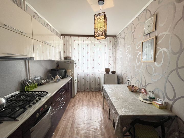 3-к. квартира, 65 м², 2/5 эт.