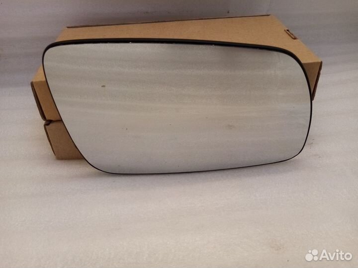 Skoda Octavia стекло зеркала новое