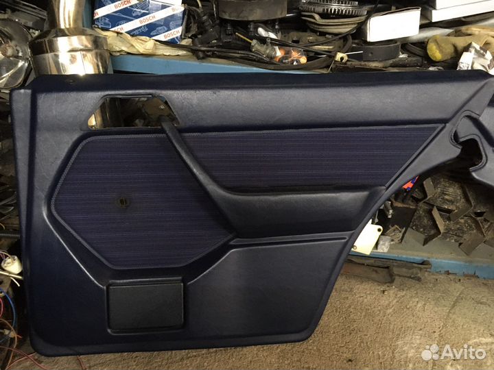 Карты обшивки дверей w124 синие