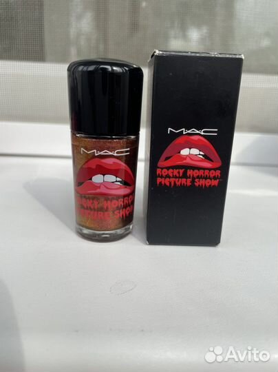 Лак для ногтей Dior, Givenchy