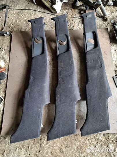 Обшивка Центральной стойки правый Mercedes w220