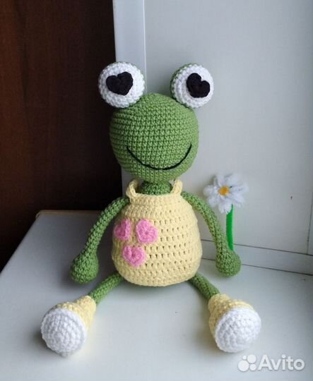 Игрушка ручной работы лягушка