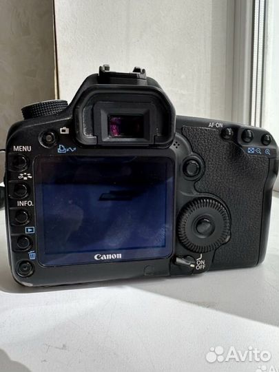 Фотоаппарат Canon EOS 5D Mark II Body + допы