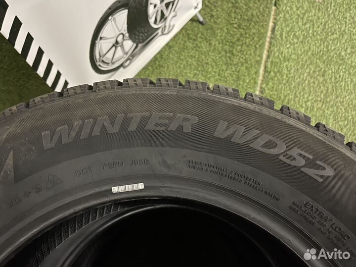 Delinte Winter WD52 215/65 R16 102T