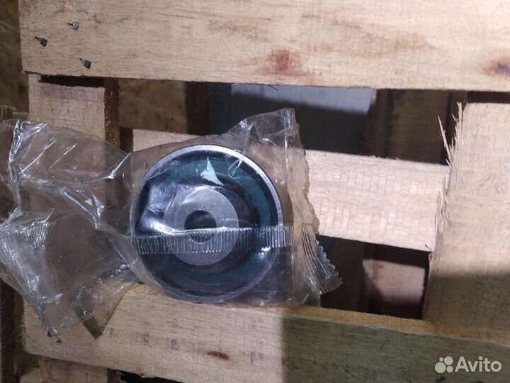 Ролик обводной