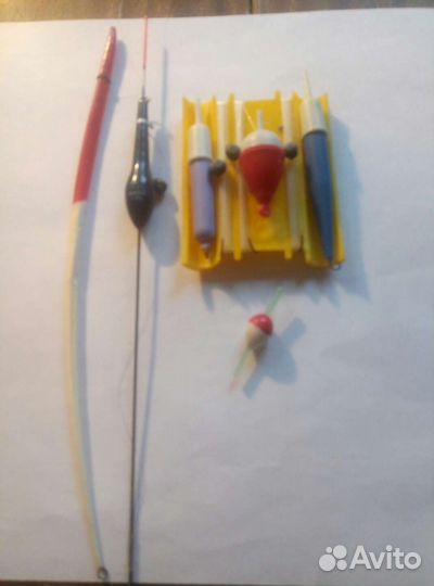 Набор поплавков для рыбалки
