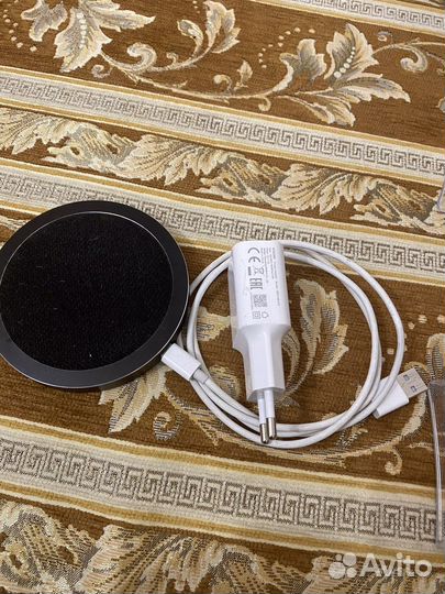 Беспроводное зарядное устройство