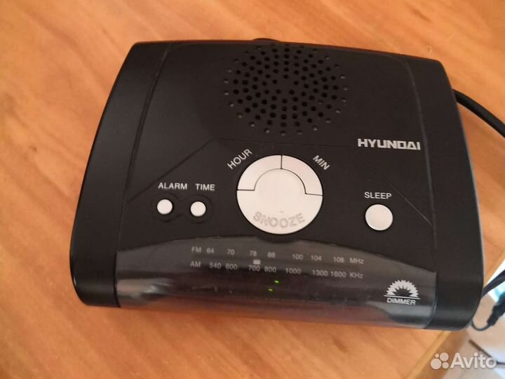 Часы, радио и будильник