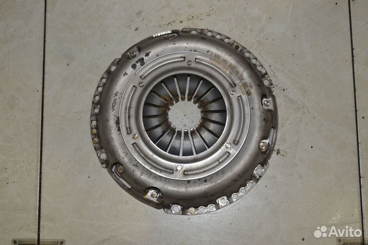 Корзина сцепления 1.6 Volkswagen Jetta 5