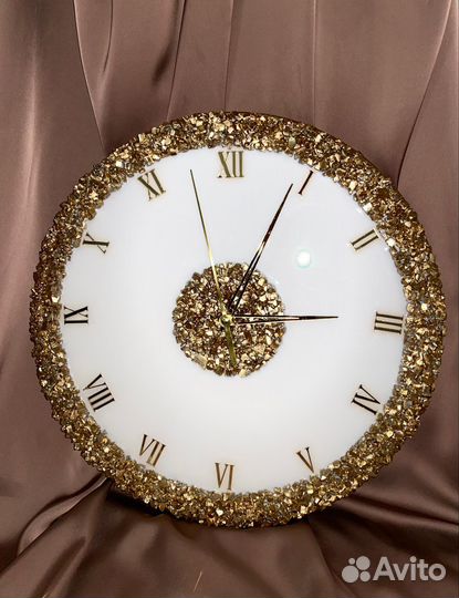 Часы из эпоксидной смолы