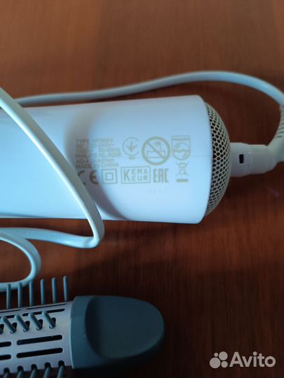 Фен щетка вращающаяся philips