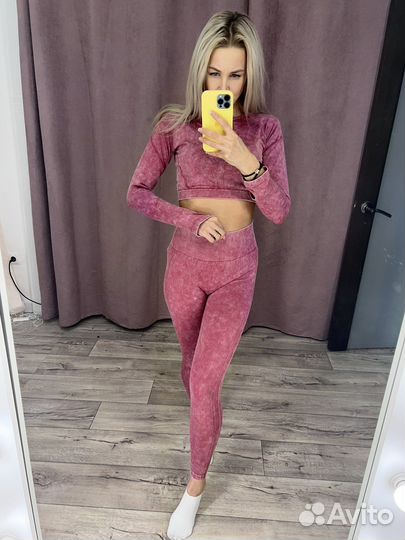 Костюм для фитнеса женский