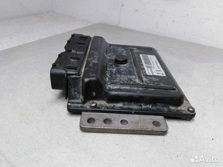 Блок управления двигателем